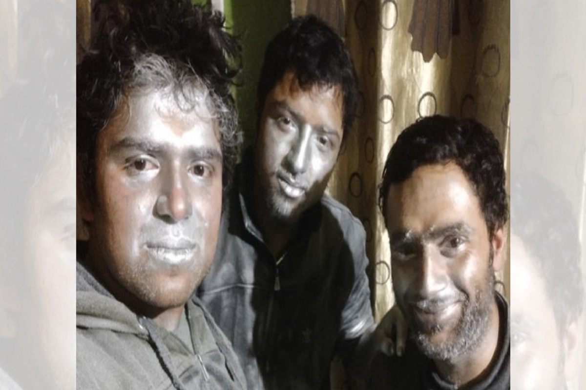 Pulwama: पहिल्यांदाच समोर आले हल्लेखोरांचे फोटो, NIAच्या आरोपपत्रात पाकिस्तानचा पर्दाफाश