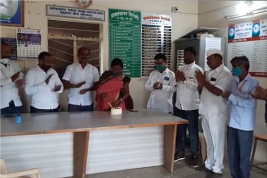 पुण्यात महिला उपसरपंचाला बर्थ डे पार्टी पडली महागात, झाला गुन्हा दाखल