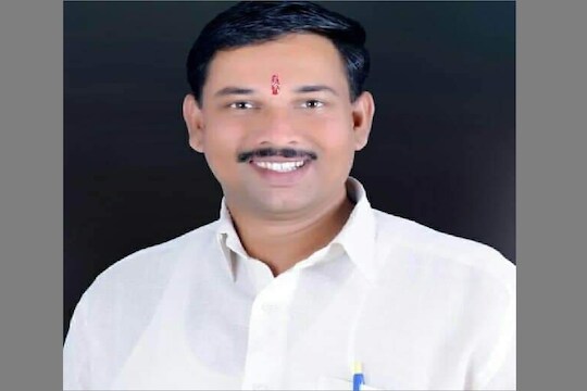 पुण्यात भाजप सरपंचाने केला भयंकर घोटाळा, संपूर्ण कुटुंबाविरोधात गुन्हा दाखल