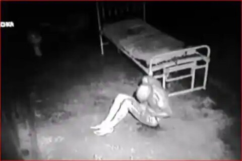 म्ही विचार केला आहे की जर कोणी व्यक्ती (Human) एक दोन दिवस नाही तर एक महिन्यांपर्यंत झोपला नाही तर त्याच्यासोबत काय होईल?
