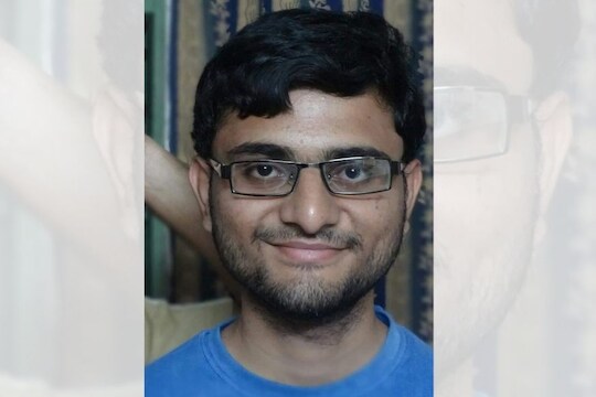 सोलापूरमध्ये डॉक्टरची आत्महत्या, हॉस्टेलमध्येच घेतला गळफास