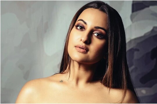 सोनाक्षीचा ऑनलाइन छळ करणारा अटकेत; अभिनेत्री म्हणाली, "सावध राहा आता तुमचा नंबर"