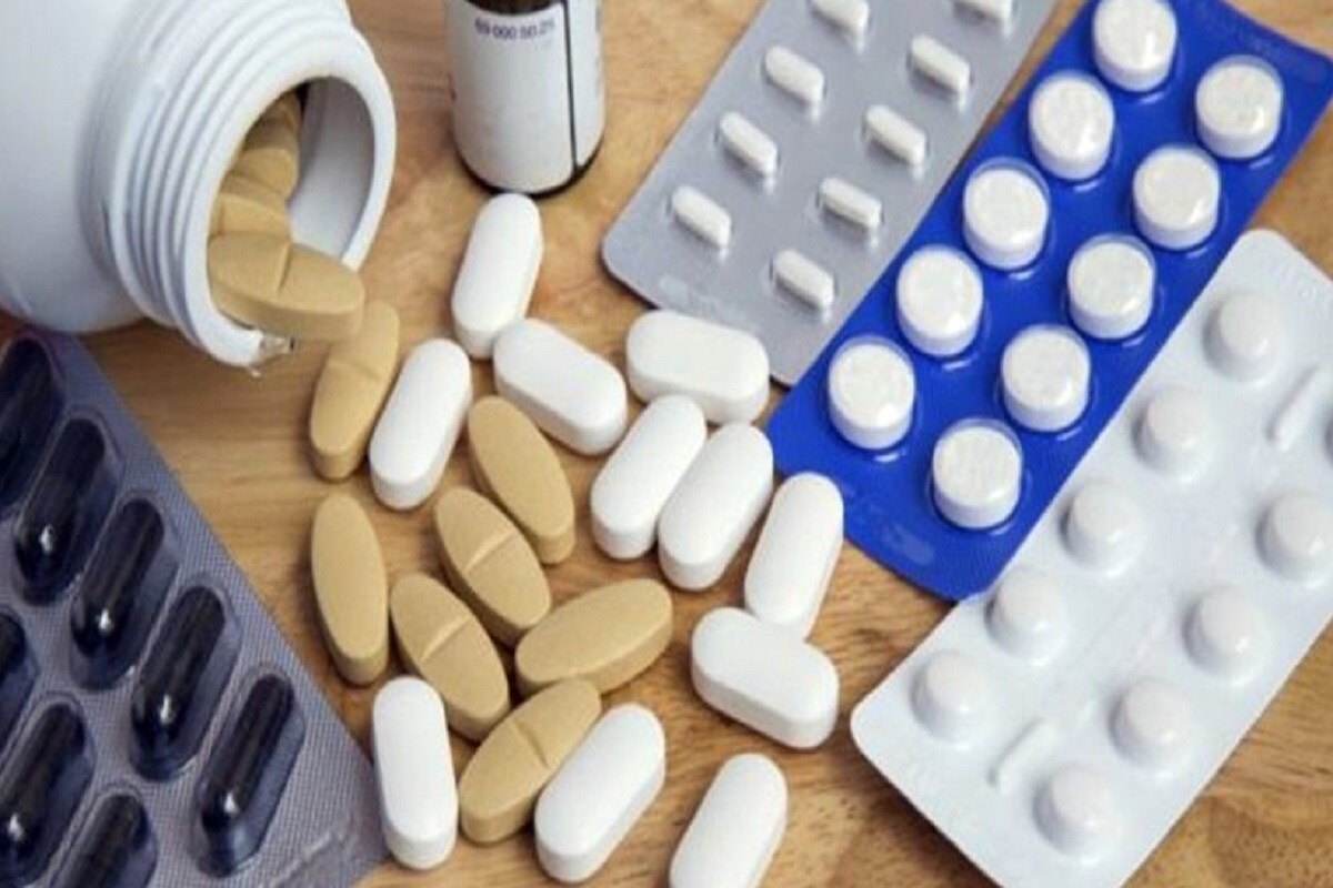 सामान्यांच्या खिशाला पुन्हा कात्री, औषधांच्या किमतीमध्ये एप्रिलपासून मोठी वाढ!