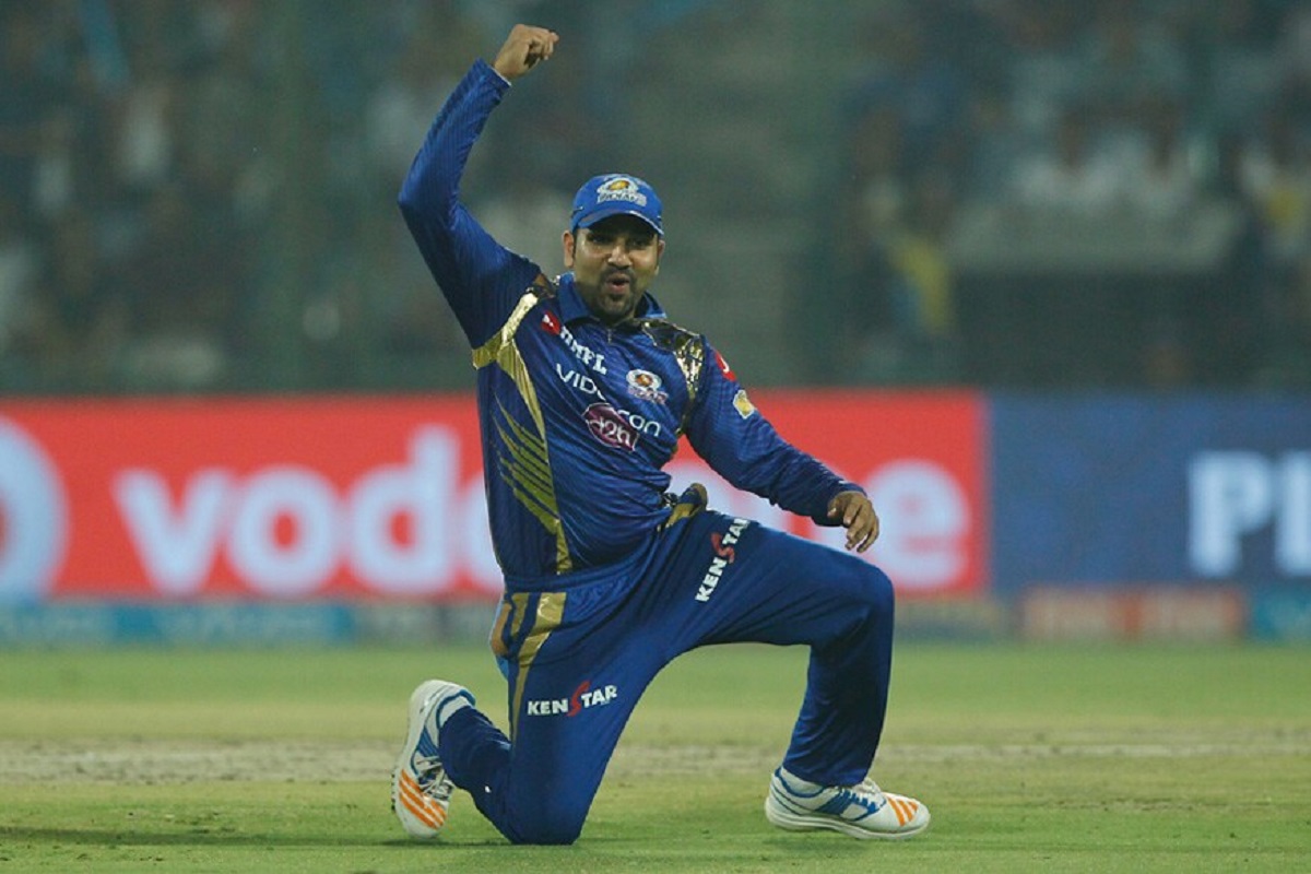 IPL 2020: हे 4 रेकॉर्ड रचण्यासाठी 'हिट'मॅन सज्ज, पूर्ण करणार षटकारांचे द्विशतक