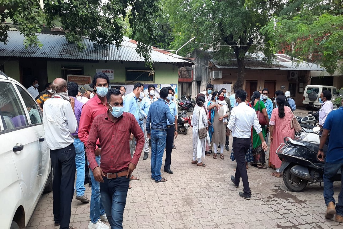 कोरोनात दुहेरी संकट: यवतमाळमध्ये 85 डॉक्टरांचे राजीनामे, जिल्हाधिकाऱ्यांनी अपमानास्पद वागणूक दिल्याचा आरोप