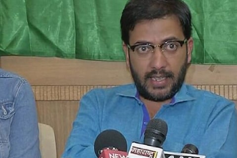 'कुठल्याही परिस्थितीत कोविड नियमांचं पालन झालंच पाहिजे. या नियमांचं पालन केलं नाही त्यामुळे 83 वर्षांच्या आशालता यांचा मृत्यू झाला.'