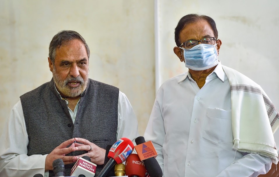अनेक खासदारांच्या चाचणीचे रिझल्ट अजुन मिळालेले नाही अशी नाराजी काँग्रेसचे नेते आनंद शर्मा यांनी व्यक्त केली आहे. अनेक खासदारांच्या चाचणीचे रिझल्ट अजुन मिळालेले नाही अशी नाराजी काँग्रेसचे नेते आनंद शर्मा यांनी व्यक्त केली आहे.