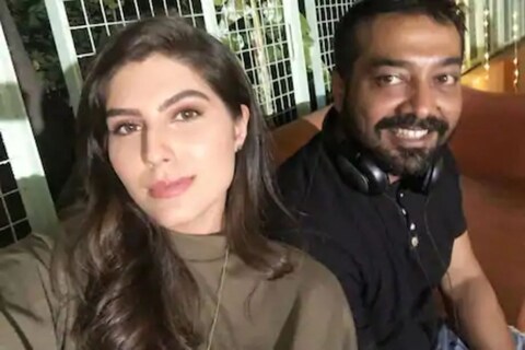 एका अभिनेत्रीने अनुराग कश्यपवर लैंगिक शोषणाचा आरोप केला आहे.