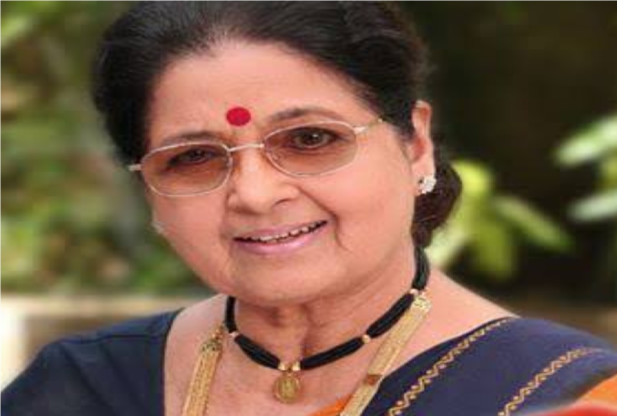 'गुणी, चतुरस्त्र कलावंताला मुकलो' मुख्यमंत्र्यांनी वाहिली आशालता यांना श्रद्धांजली