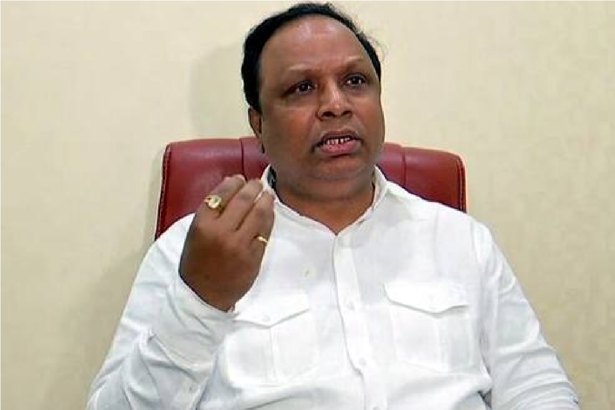 'मुंबईकर हो! सरकारच्या दुष्टीने मुंबईतील पूर म्हणजे नेहमीचाच पावसाळा ??'