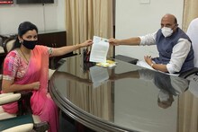 मदन शर्मा प्रकरणी नवनीत राणांची संरक्षण मंत्र्यांकडे तक्रार, सेनेवर केला आरोप