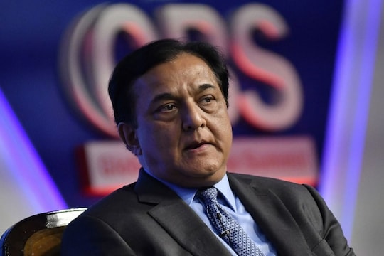 पीएमसी बँक घोटाळा: Yes Bank चे माजी एमडी राणा कपूर यांना अटक, ED ची कारवाई