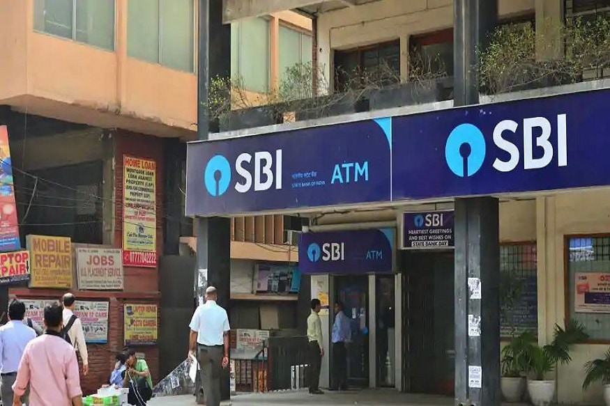एकदा ग्राहकांनी एटीएममध्ये पैसे काढण्याची रक्कम प्रविष्ट केली की एटीएम स्क्रीन ओटीपी विचारेल. जिथे तुम्हाला नोंदणीकृत मोबाइल नंबरवर आलेला ओटीपी टाकावा लागेल. एकदा ग्राहकांनी एटीएममध्ये पैसे काढण्याची रक्कम प्रविष्ट केली की एटीएम स्क्रीन ओटीपी विचारेल. जिथे तुम्हाला नोंदणीकृत मोबाइल नंबरवर आलेला ओटीपी टाकावा लागेल.