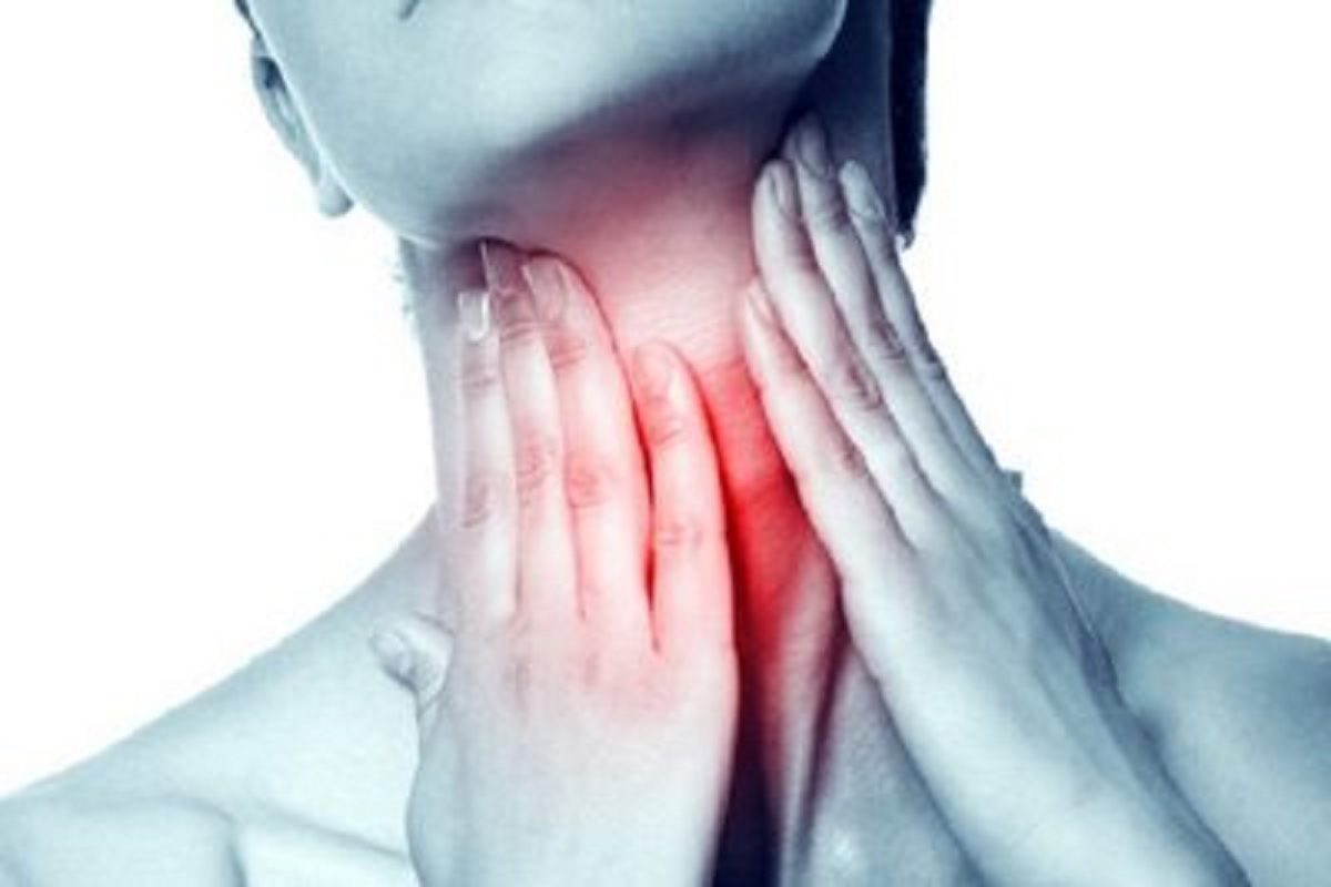 घशात खवखव; अगदी घरच्या घरी फक्त 5 उपायांनी मिळवा आराम