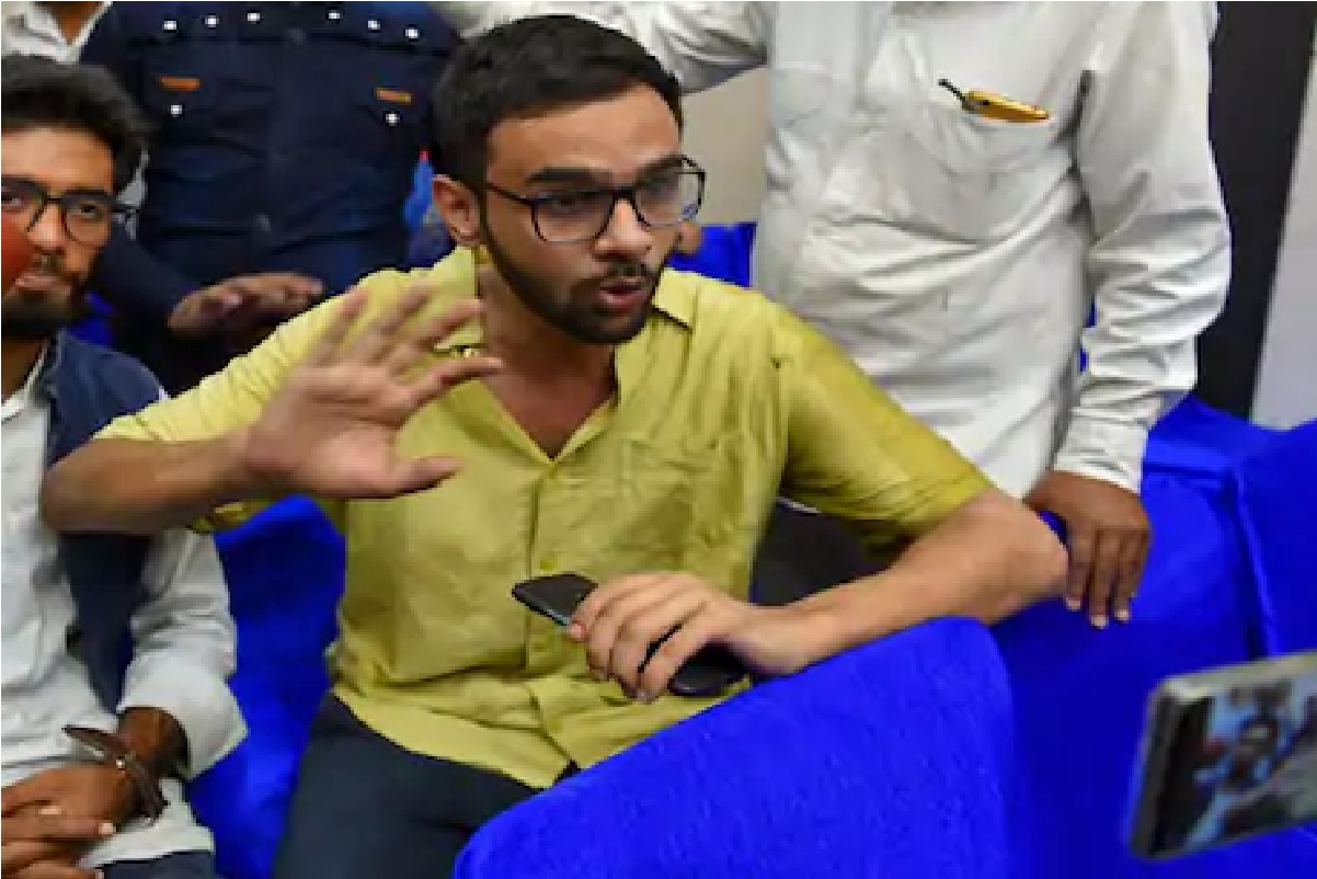 दिल्ली हिंसा: UAPA मध्ये उमर खालिदला अटक, दिल्ली पोलिसांच्या स्पेशल सेलची मोठी कारवाई