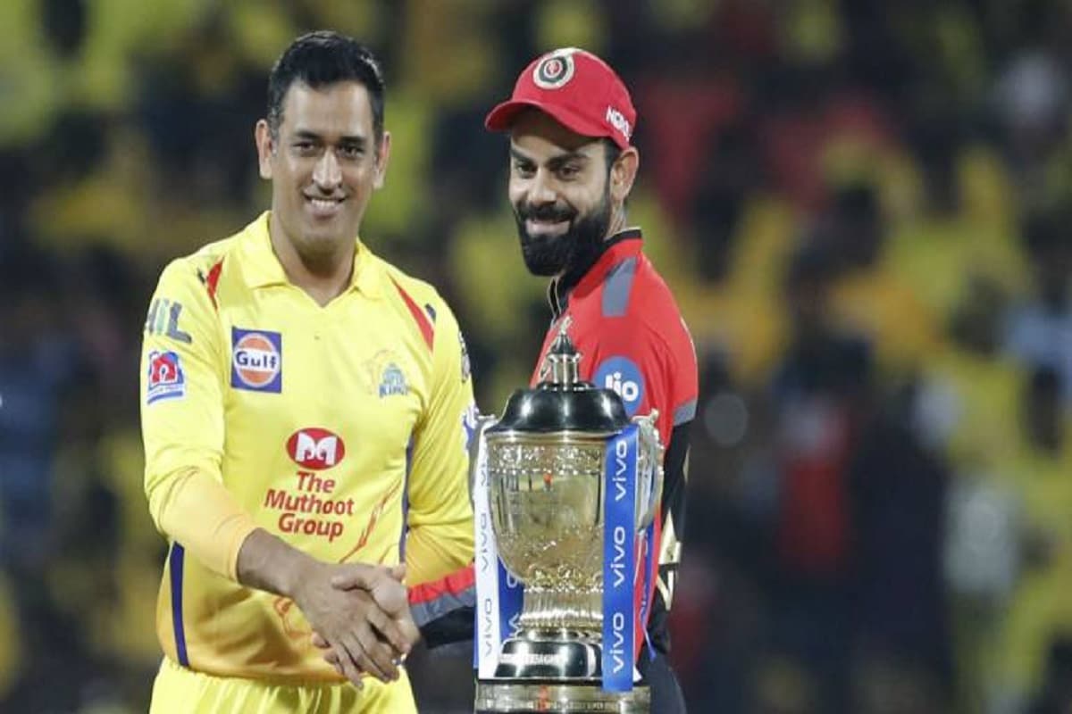 तुम्हाला आश्चर्य वाटेल मात्र आयपीएलमध्ये बेस्ट चेसरच्या रेसमध्ये विराट आणि धोनी पहिल्या पाचमध्येही नाही आहेत. या लिस्टमध्ये 4 विदेशी आण एक भारतीय खेळाडूचा समावेश आहे. तुम्हाला आश्चर्य वाटेल मात्र आयपीएलमध्ये बेस्ट चेसरच्या रेसमध्ये विराट आणि धोनी पहिल्या पाचमध्येही नाही आहेत. या लिस्टमध्ये 4 विदेशी आण एक भारतीय खेळाडूचा समावेश आहे.