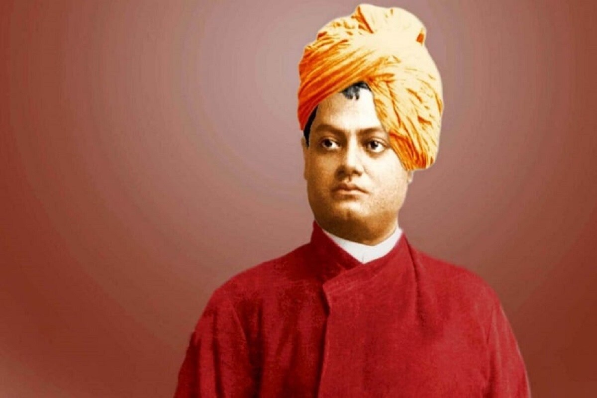 स्वामी विवेकानंद - उत्तम माणूस घडवणं हे शिक्षणाचं ध्येय असावं. मुलांची वैचारिक, शारिरीक आणि अध्यात्मिक प्रगती करण्याचं कौशल्य शिक्षक विकसित करू शकतात. स्वामी विवेकानंद - उत्तम माणूस घडवणं हे शिक्षणाचं ध्येय असावं. मुलांची वैचारिक, शारिरीक आणि अध्यात्मिक प्रगती करण्याचं कौशल्य शिक्षक विकसित करू शकतात.