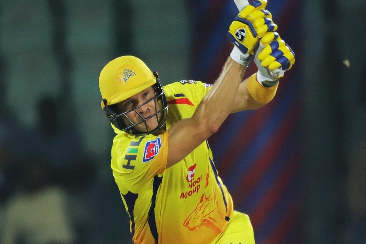 तिसऱ्या क्रमांकावर चेन्नई (CSK)चा शेन वॉटसन आहे. वॉटसनने या मोसमात 101 मीटर लांब सिक्स लगावला. चेन्नईची यंदाच्या मोसमातली कामगिरी फारशी चांगली झालेली नाही. टीमला 6 पैकी फक्त 2 मॅचच जिंकता आल्या आहेत. पॉईंट्स टेबलमध्ये चेन्नई सहाव्या क्रमांकावर आहे. वॉटसनने 6 मॅचमध्ये 37 च्या सरासरी आणि 131.20 च्या स्ट्राईक रेटने 185 रन केले आहेत. तिसऱ्या क्रमांकावर चेन्नई (CSK)चा शेन वॉटसन आहे. वॉटसनने या मोसमात 101 मीटर लांब सिक्स लगावला. चेन्नईची यंदाच्या मोसमातली कामगिरी फारशी चांगली झालेली नाही. टीमला 6 पैकी फक्त 2 मॅचच जिंकता आल्या आहेत. पॉईंट्स टेबलमध्ये चेन्नई सहाव्या क्रमांकावर आहे. वॉटसनने 6 मॅचमध्ये 37 च्या सरासरी आणि 131.20 च्या स्ट्राईक रेटने 185 रन केले आहेत.