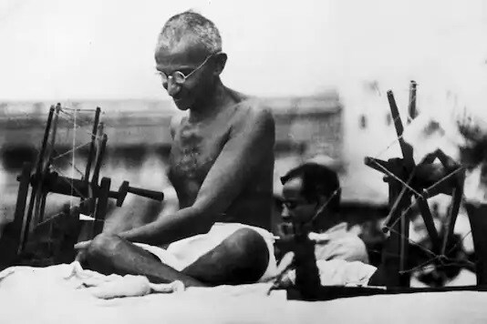 माझ्यातल्या उणीवा आणि माझं अपयश हे माझं यश आणि माझ्या बुद्धिमत्तेसारखंच देवाकडून मिळालं आहे. मी या दोन्ही गोष्टी देवाच्या पायी वहातो. माझ्यातल्या उणीवा आणि माझं अपयश हे माझं यश आणि माझ्या बुद्धिमत्तेसारखंच देवाकडून मिळालं आहे. मी या दोन्ही गोष्टी देवाच्या पायी वहातो.