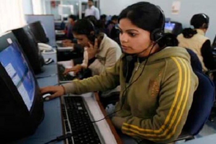 कोरोना काळात कंपन्यांनी Special Leave Policy बनवाव्यात. त्यांनी जवळच्या हॉस्पिटलशी टायअप करून घ्यावे त्याचप्रमाणे कर्मचाऱ्यांनी शक्यतो खाजगी वाहने किवा सायकलचा वापर करावा. 