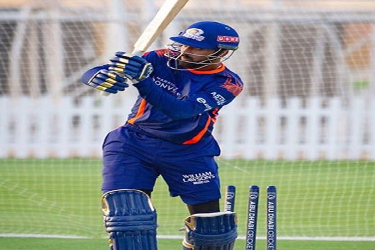 आयपीएल (IPL 2020)च्या प्रत्येक मॅचमध्ये नवा विक्रम होताना दिसत आहे. मुंबई इंडियन्स (Mumbai Indians)चा ऑलराऊंडर कृणाल पांड्या (Krunal Pandya)ने देखील सनरायजर्स हैदराबाद (Sunrisers Hyderabad)विरुद्धच्या मॅचमध्ये नवा विक्रम केला आहे, तोही फक्त 4 बॉल खेळून. आयपीएल (IPL 2020)च्या प्रत्येक मॅचमध्ये नवा विक्रम होताना दिसत आहे. मुंबई इंडियन्स (Mumbai Indians)चा ऑलराऊंडर कृणाल पांड्या (Krunal Pandya)ने देखील सनरायजर्स हैदराबाद (Sunrisers Hyderabad)विरुद्धच्या मॅचमध्ये नवा विक्रम केला आहे, तोही फक्त 4 बॉल खेळून.