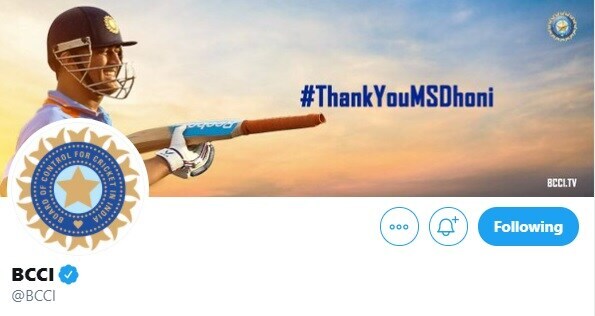 बीसीसीआयच्या या कव्हर फोटोवर धोनीला स्थान दिलं आहे. सोबतच #ThankYouMSDhoni हा हॅशटॅगही वापरला आहे. बीसीसीआयच्या या कव्हर फोटोवर धोनीला स्थान दिलं आहे. सोबतच #ThankYouMSDhoni हा हॅशटॅगही वापरला आहे.