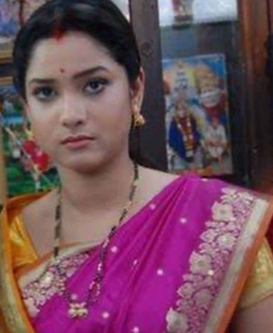 अंकिताच्या या पोस्टवर या मालिकेची निर्माती एकता कपूर हिने देखील कमेंट केली आहे. अंकिताचे जुने फोटो तिच्या चाहत्यांच्या पसंतीस उतरत आहेत. (फोटो सौजन्य--@lokhandeankita/Instagram) अंकिताच्या या पोस्टवर या मालिकेची निर्माती एकता कपूर हिने देखील कमेंट केली आहे. अंकिताचे जुने फोटो तिच्या चाहत्यांच्या पसंतीस उतरत आहेत. (फोटो सौजन्य--@lokhandeankita/Instagram)