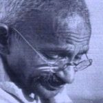 सुरुवातीला तुमच्याकडे दुर्लक्ष करतील मग हसतील आणि त्यानंतर भांडतीलही पण आपलं कर्तव्य निष्ठेनं आणि प्रामाणिकपणानं करत राहा विजय तुमचाच असेल. सुरुवातीला तुमच्याकडे दुर्लक्ष करतील मग हसतील आणि त्यानंतर भांडतीलही पण आपलं कर्तव्य निष्ठेनं आणि प्रामाणिकपणानं करत राहा विजय तुमचाच असेल.