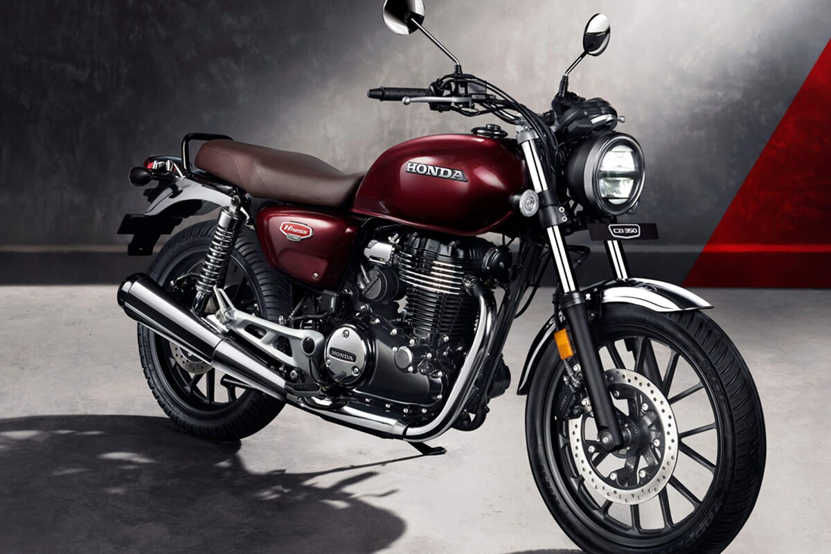 H’Ness CB350 मध्ये 4-स्ट्रोकर फ्यूल इंजेक्टेड OHC सिंगल सिलेंडर इंजिन दिले आहे. हे इंजिन 348.36 सीसी, एअर कूल्ड इंजिन आहे. यात 5,500 rpm वर 20.8 PS इतकी पॉवर मिळते. बाइकचे इंजिन हे हाल्फ-डुप्लेक्स क्रॅडल फ्रेमवर माउंट केले आहे. यात पुढे 310mm डिस्क आण मागे 240mm डिस्क ब्रेक दिले आहे. H’Ness CB350 मध्ये 4-स्ट्रोकर फ्यूल इंजेक्टेड OHC सिंगल सिलेंडर इंजिन दिले आहे. हे इंजिन 348.36 सीसी, एअर कूल्ड इंजिन आहे. यात 5,500 rpm वर 20.8 PS इतकी पॉवर मिळते. बाइकचे इंजिन हे हाल्फ-डुप्लेक्स क्रॅडल फ्रेमवर माउंट केले आहे. यात पुढे 310mm डिस्क आण मागे 240mm डिस्क ब्रेक दिले आहे.