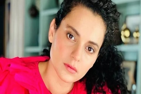 वांद्रे दंडाधिकारी न्यायालयाने अभिनेत्रीविरोधात एफआयआर दाखल करण्याचा निर्णय दिला आहे. 