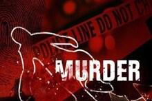 धक्कादायक... एकीचा गळा चिरला, एकावर टाकलं अ‍ॅसिड, स्त्रियांनी जगायचं तरी कसं?