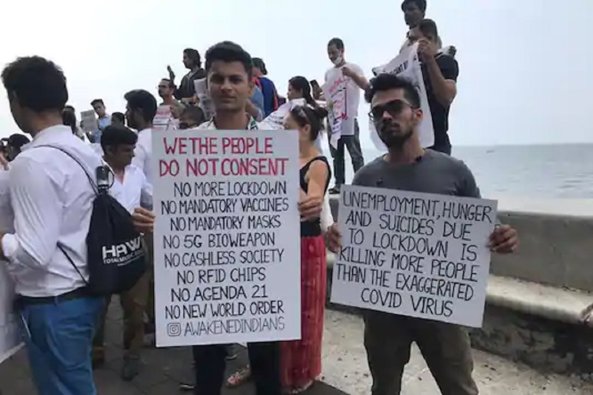 मास्क आणि लशींना विरोध; भारतातील Anti-Mask Movement चं काय आहे कारण