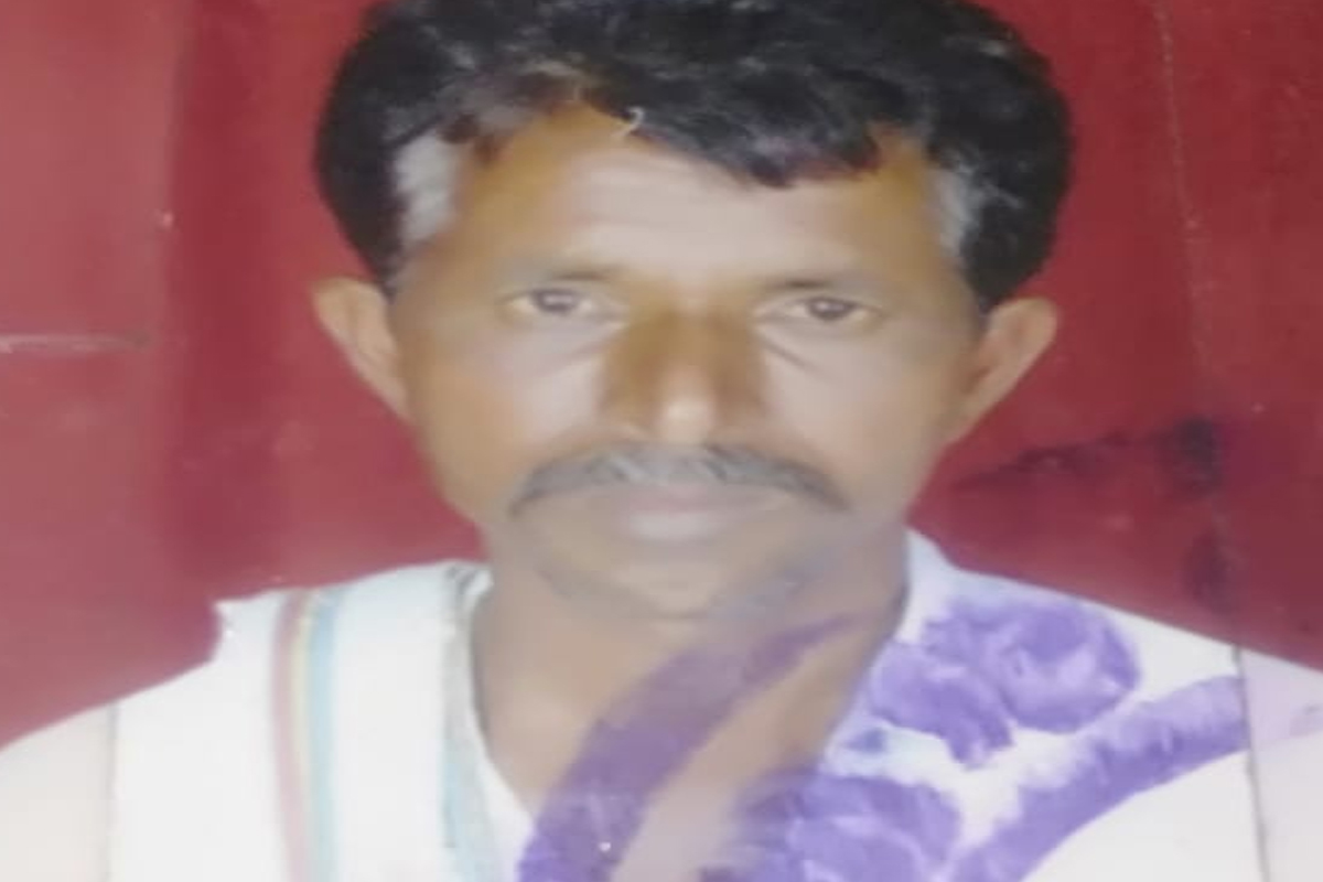 परतीचा पाऊस जीवावर उठला, शेतकऱ्यानं गळफास लावून संपवलं जीवन