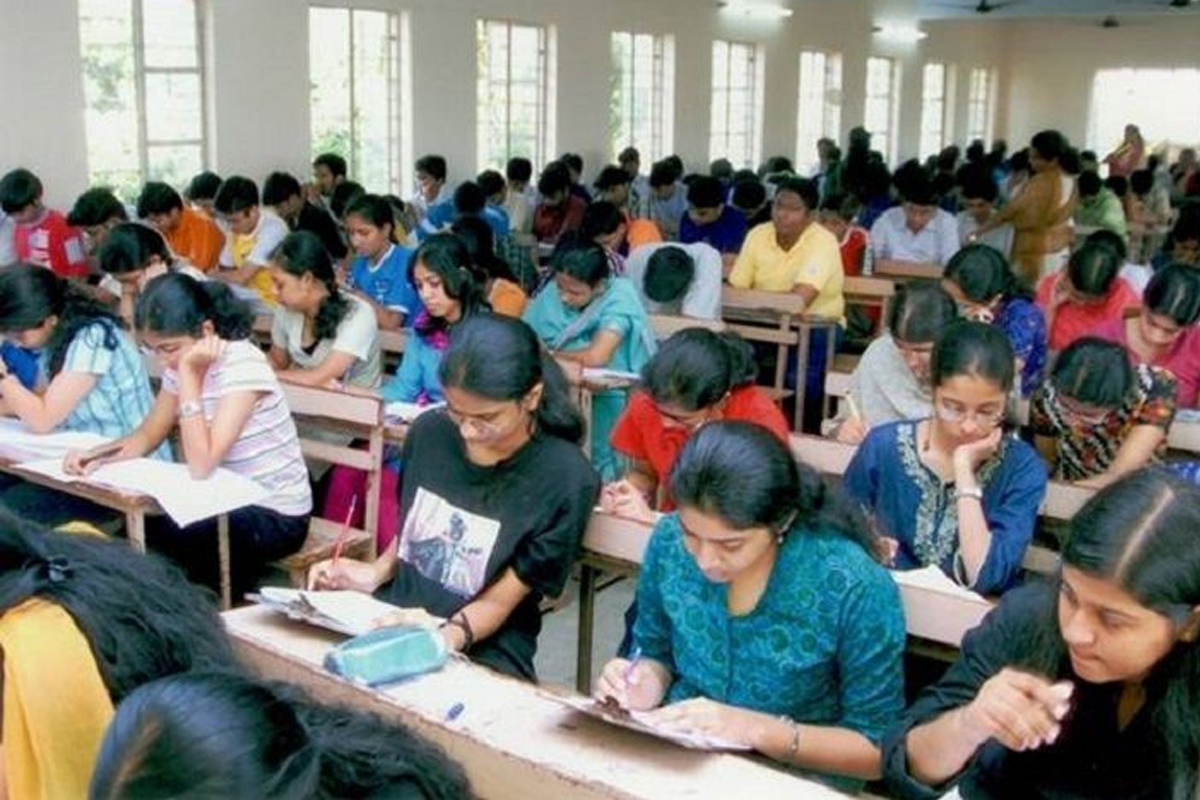 सावधान! तुम्ही शिक्षण घेत असलेलं विद्यापीठ तर बोगस नाही ना? UGC कडून यादी जाहीर