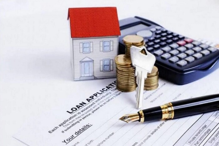 ही योजना 20 नोव्हेंबरपर्यंत 10 प्रकल्पांसाठी वैध आहे. कंपनीच्या म्हणण्यानुसार बुकिंगनंतर मालमत्तेनुसार 25,000 ते आठ लाख रुपयांपर्यंतचे गिफ्ट व्हाउचर ग्राहकांना मिळतील. दहा टक्के भरल्यानंतर आणि प्रॉपर्टी रजिस्ट्रेशन केल्यानंतर व्हाउचर देण्यात येईल.