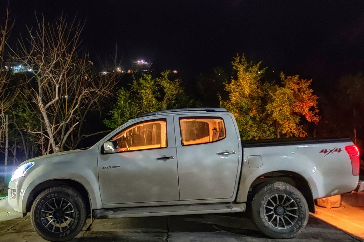 Isuzu India ने या दोन मॉडेल सह 1710 किलोग्राम पेलोड सह D-Max (2020 Isuzu D-Max) सुपर स्ट्रॉग मॉडेल असणार आहे. Isuzu India ने या दोन मॉडेल सह 1710 किलोग्राम पेलोड सह D-Max (2020 Isuzu D-Max) सुपर स्ट्रॉग मॉडेल असणार आहे.
