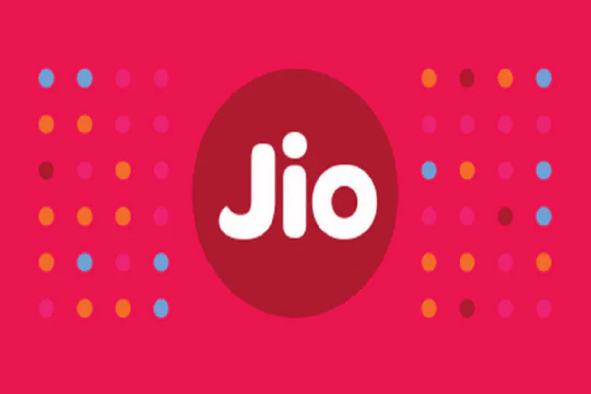NEW YEAR : Jio धारकांसाठी मोठी बातमी! 1 जानेवारीपासून सर्व कॉल मोफत