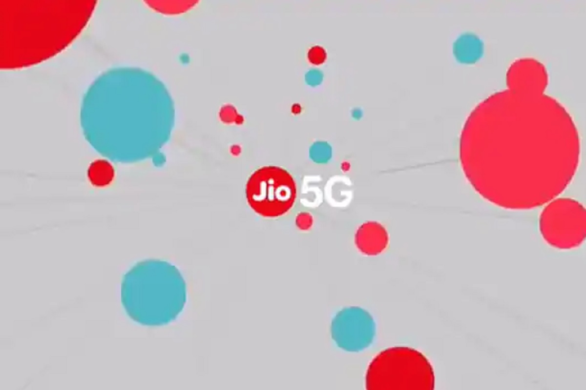 Reliance Jio 5000 हूनही कमी किंमतीत लाँच करणार 5G स्मार्टफोन