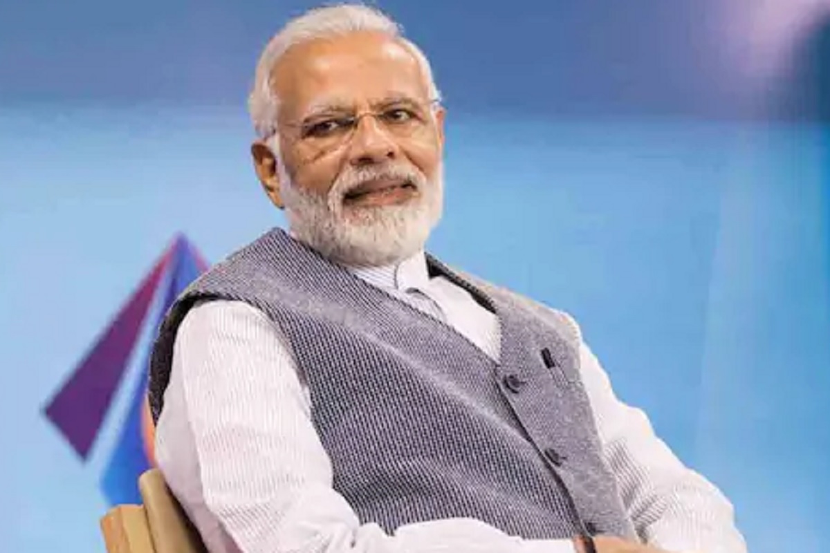 या नोकरदारांसाठी मोदी सरकारचं गिफ्ट! आता खात्यामध्ये येणार जास्त पगार