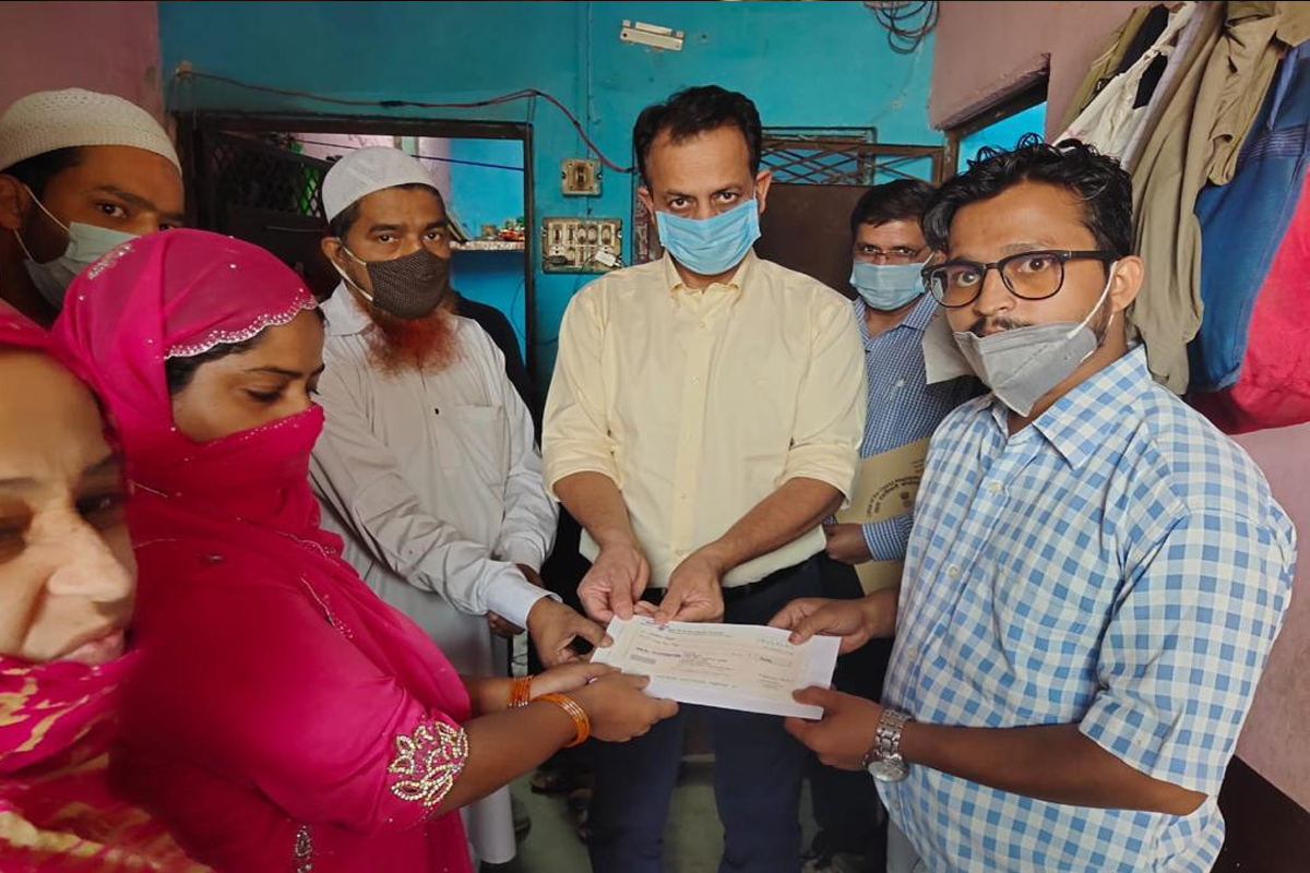 कोविड योद्धा मोहम्मद आरिफ यांच्या कुटुंबीयांना राष्ट्रपती भवनाकडून 2 लाखांची मदत