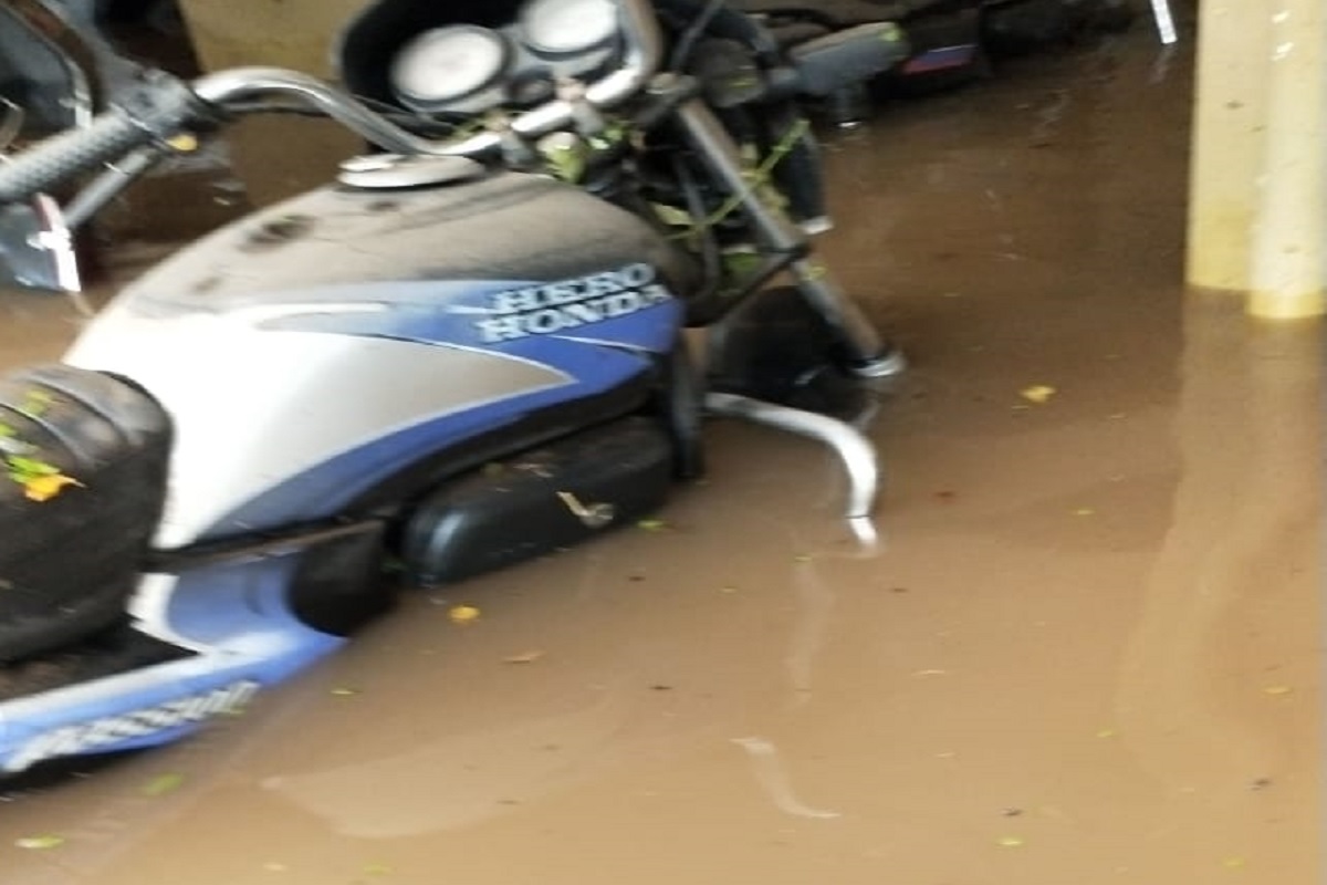 पावसाचं धुमशान, निम्मे पुणे पाण्याखाली; काळजात धडकी भरवणारे पाहा 5 VIDEO