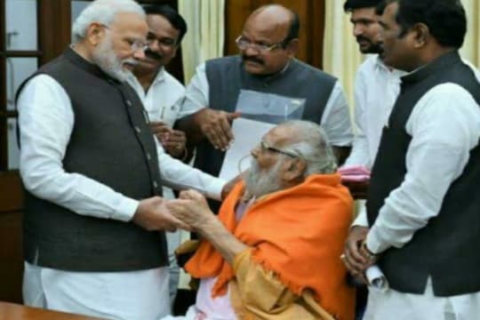 बंजारा समाजाचे धर्मगुरू डॉ. रामराव महाराज यांचं निधन