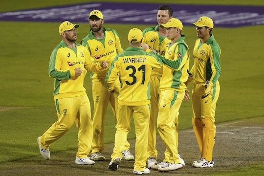 IND vs AUS : ऑस्ट्रेलिया दौऱ्याची खराब सुरुवात, पहिल्या वनडेमध्ये भारताचा पराभव