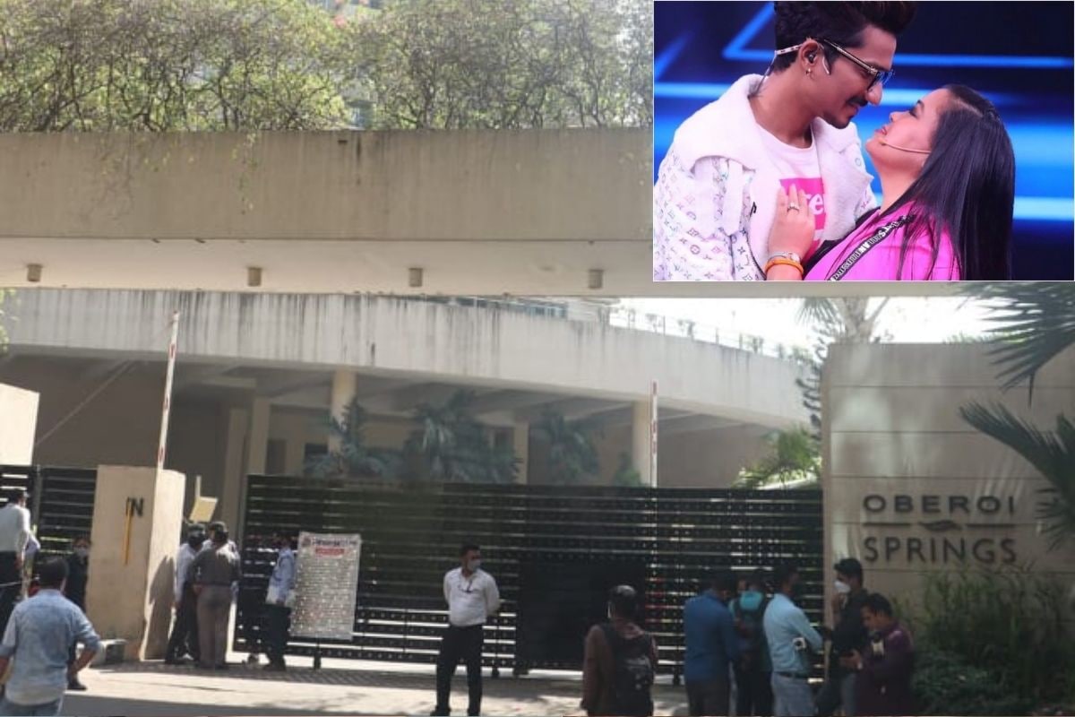 टेलिव्हजन विश्वातील कॉमेडी क्विन भारती सिंहच्या घरावर नारकोटिक्स कंट्रोल ब्युरोने शनिवारी छापा टाकला. भारती सिंह आणि तिचा पती हर्ष लिंबाचिया (Haarsh Limbachiyaa) या दोघांवर ड्रग्स घेतल्याचा आरोप आहे. मिळालेल्या माहितीनुसार, एका ड्रग पेडलरने चौकशीवेळी भारती सिंहचं (Bharti Singh NCB) नाव घेतलं होतं. त्यानंतर एनसीबीने भारती सिंहच्या घरावर रेड (NCB Raid)टाकली. एनसीबीने एकाच वेळी तिच्या अंधेरी, लोखंडवाला आणि वर्सोवा येथील तीनही घरांवर छापा टाकला आहे. (photo credit: Viral Bhyani) टेलिव्हजन विश्वातील कॉमेडी क्विन भारती सिंहच्या घरावर नारकोटिक्स कंट्रोल ब्युरोने शनिवारी छापा टाकला. भारती सिंह आणि तिचा पती हर्ष लिंबाचिया (Haarsh Limbachiyaa) या दोघांवर ड्रग्स घेतल्याचा आरोप आहे. मिळालेल्या माहितीनुसार, एका ड्रग पेडलरने चौकशीवेळी भारती सिंहचं (Bharti Singh NCB) नाव घेतलं होतं. त्यानंतर एनसीबीने भारती सिंहच्या घरावर रेड (NCB Raid)टाकली. एनसीबीने एकाच वेळी तिच्या अंधेरी, लोखंडवाला आणि वर्सोवा येथील तीनही घरांवर छापा टाकला आहे. (photo credit: Viral Bhyani)
