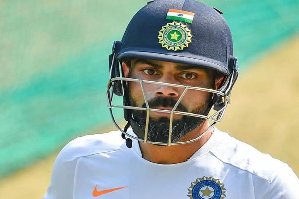 वनडे क्रिकेटमध्ये सचिनची दोन रेकॉर्डही विराट मोडू शकतो. विराटने एक शतक केलं, तर त्याची ऑस्ट्रेलियाविरुद्ध 9 वनडे शतकं होतील आणि तो सचिनच्या विक्रमाशी बरोबरी करेल. विराट वनडे क्रिकेटमध्ये 12 हजार रन करण्यापासून 133 रन लांब आहे. या सीरिजमध्ये त्याने 133 रन केल्या तर सगळ्यात जलद 12 हजार रन करण्याचा विक्रम विराटच्या नावावर होईल. (Photo- Virat Kohli Instagram) वनडे क्रिकेटमध्ये सचिनची दोन रेकॉर्डही विराट मोडू शकतो. विराटने एक शतक केलं, तर त्याची ऑस्ट्रेलियाविरुद्ध 9 वनडे शतकं होतील आणि तो सचिनच्या विक्रमाशी बरोबरी करेल. विराट वनडे क्रिकेटमध्ये 12 हजार रन करण्यापासून 133 रन लांब आहे. या सीरिजमध्ये त्याने 133 रन केल्या तर सगळ्यात जलद 12 हजार रन करण्याचा विक्रम विराटच्या नावावर होईल. (Photo- Virat Kohli Instagram)