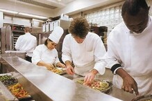 Inside White House kitchen : अमेरिकन राष्ट्राध्यक्षांच्या घरातलं किचन