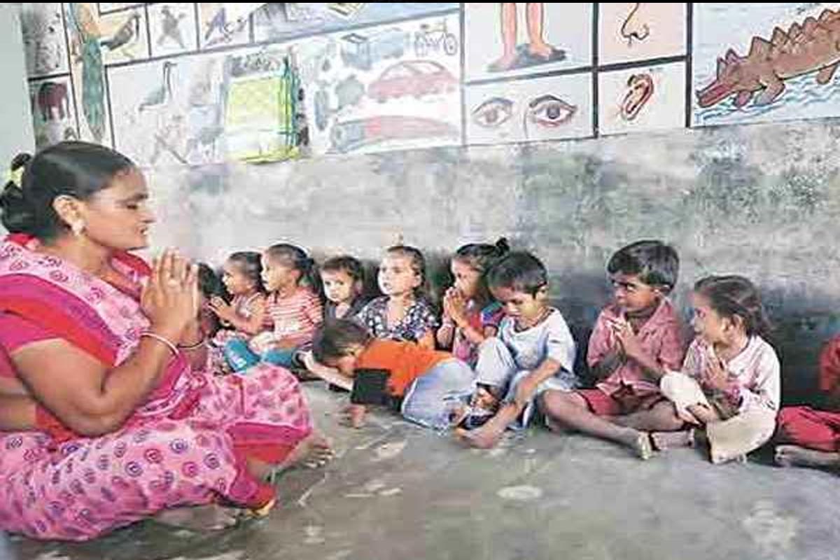 अंगणवाडी सेविकांची दिवाळी गोड होणार, सरकारकडून मिळणार भाऊबीजेची भेट