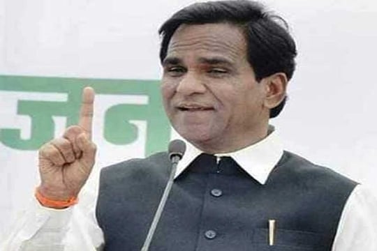 अध्यक्षपद नको नको म्हणतात अन् नेत्यांना नोटिसा पाठवतात, रावसाहेब दानवेंचा सोनियांना टोला