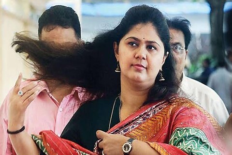 भाजप हा माझ्या बापाचा पक्ष आहे. याला मला अहकांर नाही, तर प्रेम आहे. 