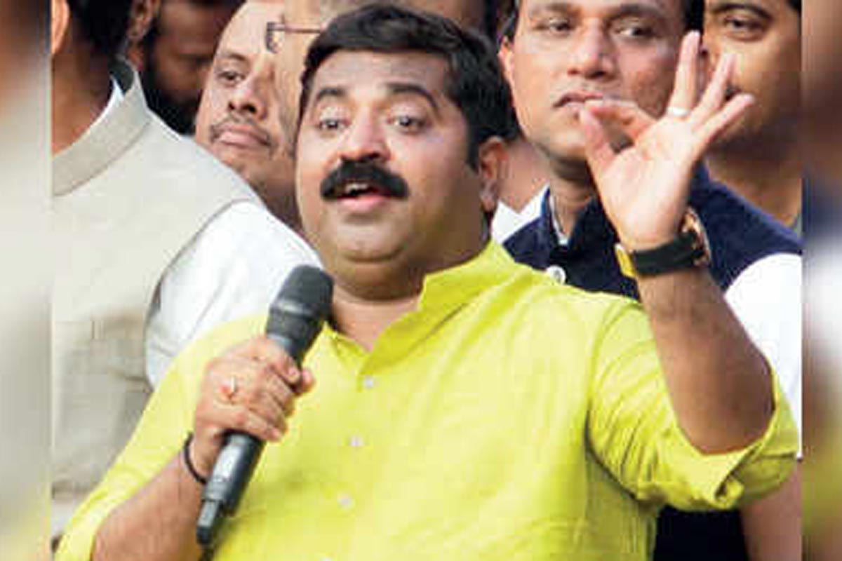 VIDEO : 'एल्गार परिषद चालते, शिवजयंतीला विरोध का?' राम कदम यांचा शिवसेनेवर घणाघात